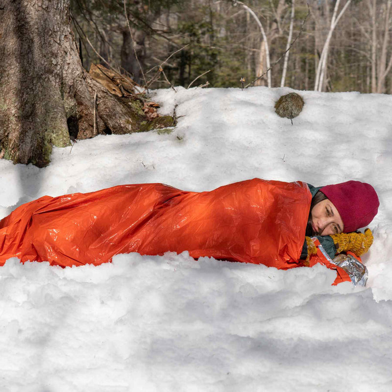 Load image into Gallery viewer, Emergency Bivvy w/ Rescue Whistle - Orange
