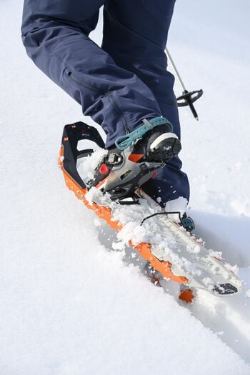 Load image into Gallery viewer, Revo Explore Snowshoes
