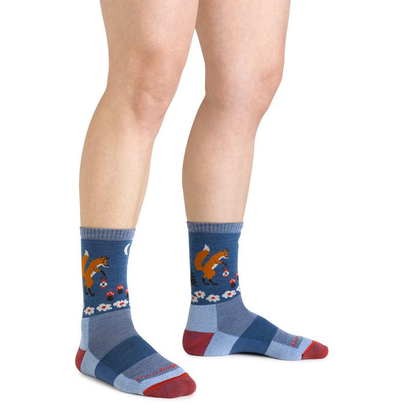 Load image into Gallery viewer, Women&#39;s Critter Club Micro Crew Lightweight Hiking Socks
